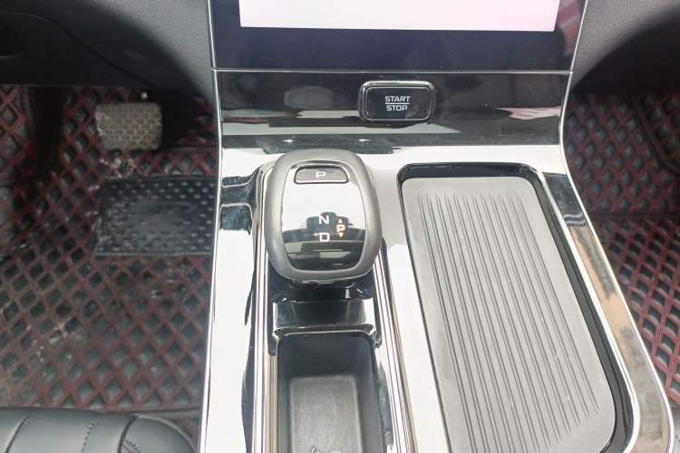 Used Bestune T90 2023 1.5T DCT Automatic Luxury Edition Gear Lever