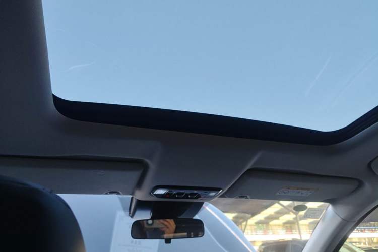 Used Bestune T90 2023 1.5T DCT Automatic Luxury Edition Headliner
