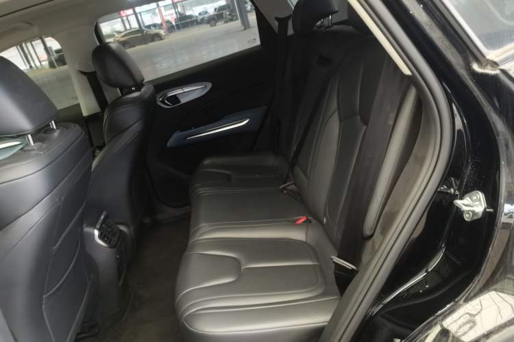Used Bestune T90 2023 1.5T DCT Automatic Luxury Edition Interior 4