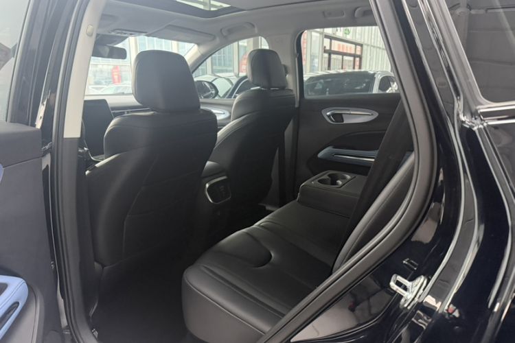 Used Bestune T90 2023 1.5T DCT Automatic Luxury Edition Interior 6
