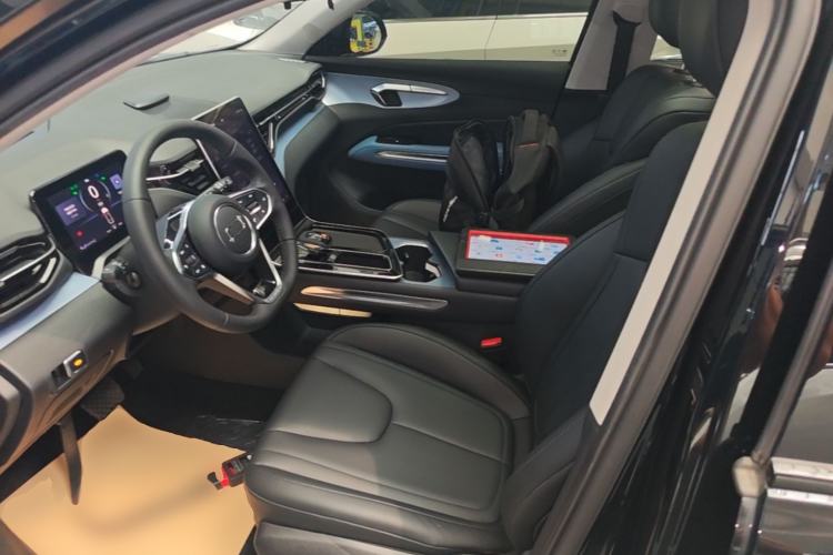 Used Bestune T90 2023 1.5T DCT Automatic Prestige Edition Left Front Seat