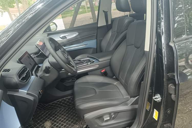 Used Bestune T90 2023 1.5T DCT Automatic Prestige Edition Left Front Seat