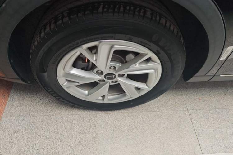 Used Bestune T90 2023 1.5T DCT Automatic Prestige Edition Left Front Wheel Hub