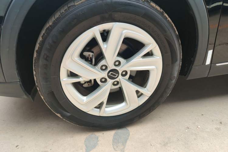 Used Bestune T90 2023 1.5T DCT Automatic Prestige Edition Left Front Wheel Hub