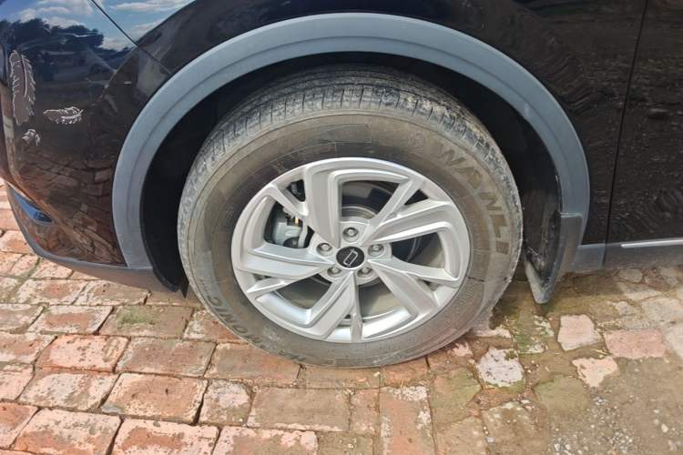 Used Bestune T90 2023 1.5T DCT Automatic Luxury Edition Left Front Wheel Hub