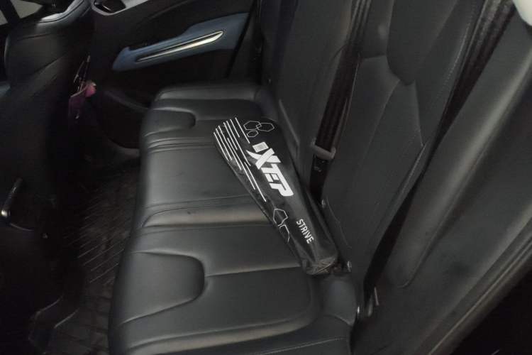 Used Bestune T90 2023 1.5T DCT Automatic Prestige Edition Left Rear Seat