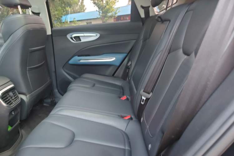 Used Bestune T90 2023 1.5T DCT Automatic Luxury Edition Left Rear Seat