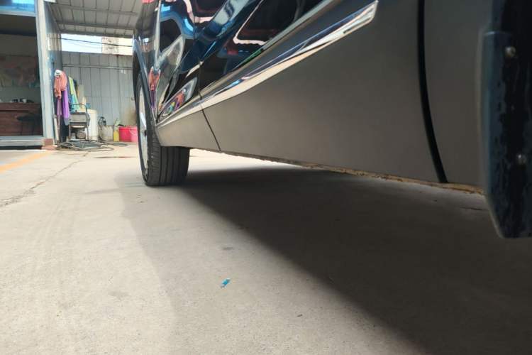 Used Bestune T90 2023 1.5T DCT Automatic Prestige Edition Left Side Sill