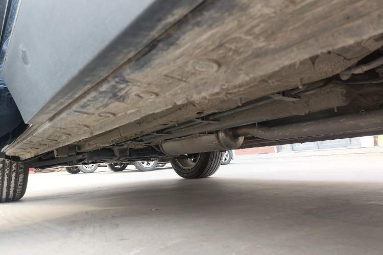 Used Bestune T90 2023 1.5T DCT Automatic Luxury Edition Left Side Sill