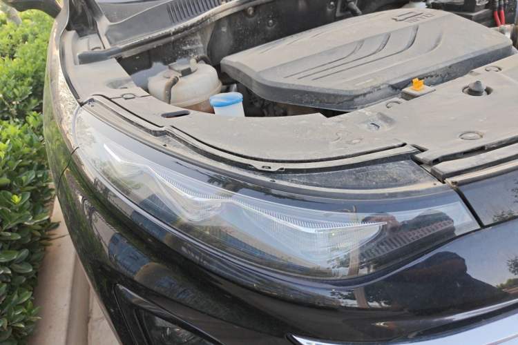 Used Bestune T90 2023 1.5T DCT Automatic Luxury Edition Right Front Headlight