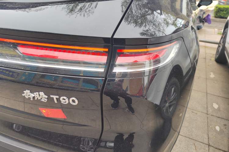 Used Bestune T90 2023 1.5T DCT Automatic Luxury Edition Right Rear Taillight