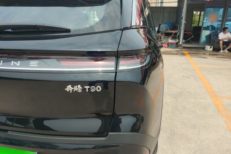Used Bestune T90 2023 1.5T DCT Automatic Prestige Edition Right Rear Taillight