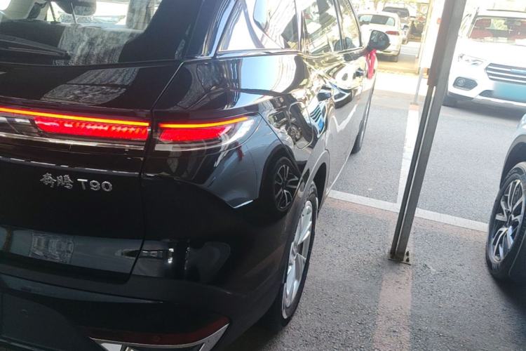 Used Bestune T90 2023 1.5T DCT Automatic Luxury Edition Right Rear Taillight