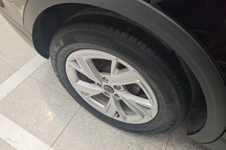 Used Bestune T90 2023 1.5T DCT Automatic Prestige Edition Right Rear Wheel Hub