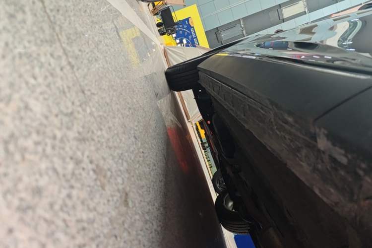 Used Bestune T90 2023 1.5T DCT Automatic Prestige Edition Right Side Sill