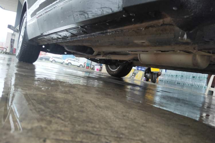 Used Bestune T90 2023 1.5T DCT Automatic Luxury Edition Right Side Sill
