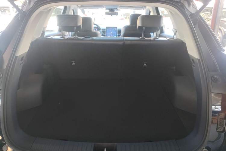 Used Bestune T90 2023 1.5T DCT Automatic Luxury Edition Trunk