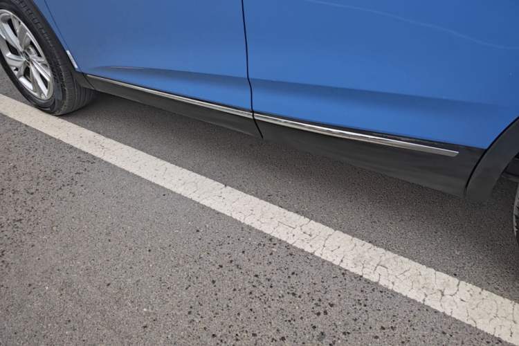Used Bestune T90 2023 1.5T DCT Automatic Luxury Edition Left Side Sill