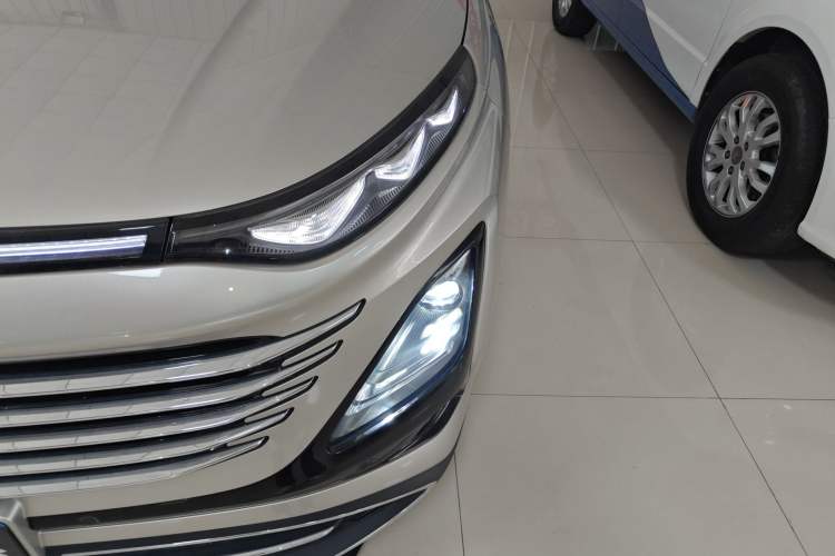 Used Bestune T90 2023 2.0T Automatic Flagship Edition Left Front Headlight