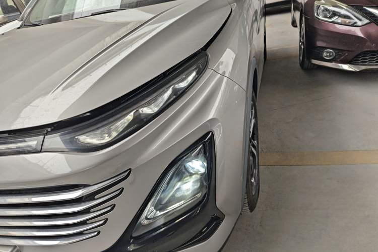 Used Bestune T90 2023 2.0T Automatic Flagship Edition Left Front Headlight