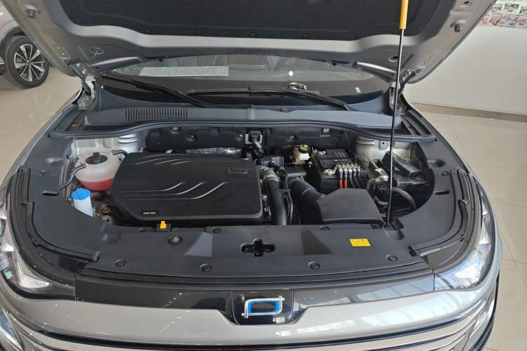 Used Bestune T90 2023 1.5T DCT Automatic Luxury Edition Engine Bay