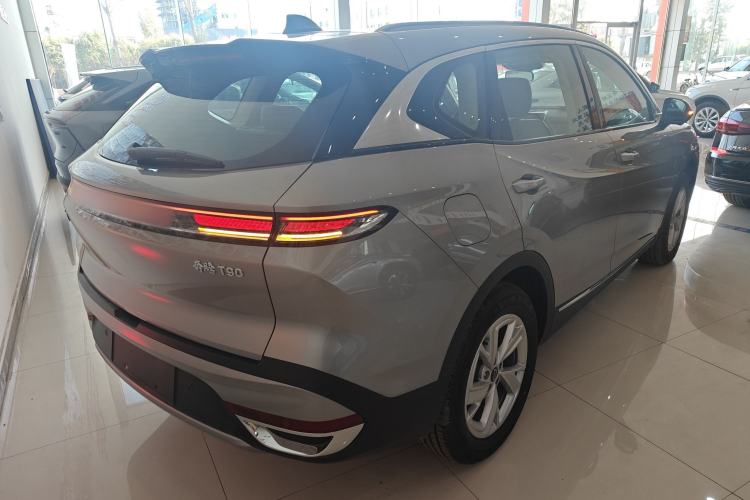 Used Bestune T90 2023 1.5T DCT Automatic Luxury Edition Exterior 5