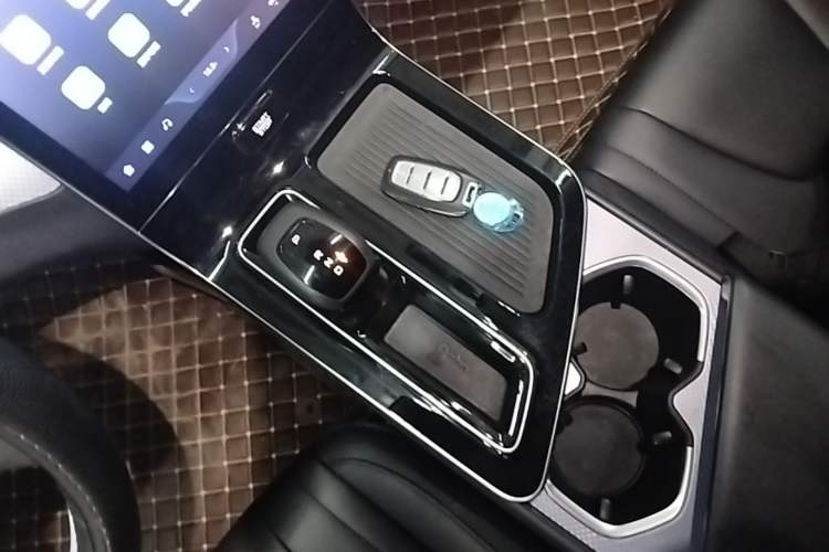 Used Bestune T90 2023 1.5T DCT Automatic Prestige Edition Gear Lever
