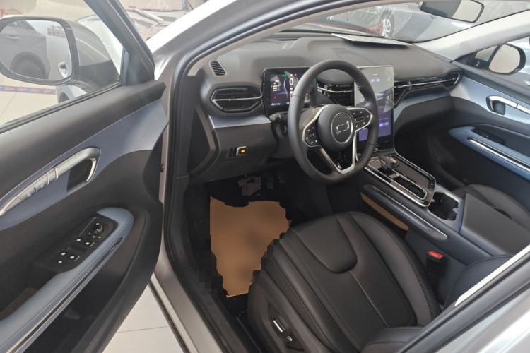 Used Bestune T90 2023 1.5T DCT Automatic Luxury Edition Interior 3