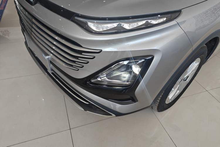 Used Bestune T90 2023 1.5T DCT Automatic Luxury Edition Left Front Headlight