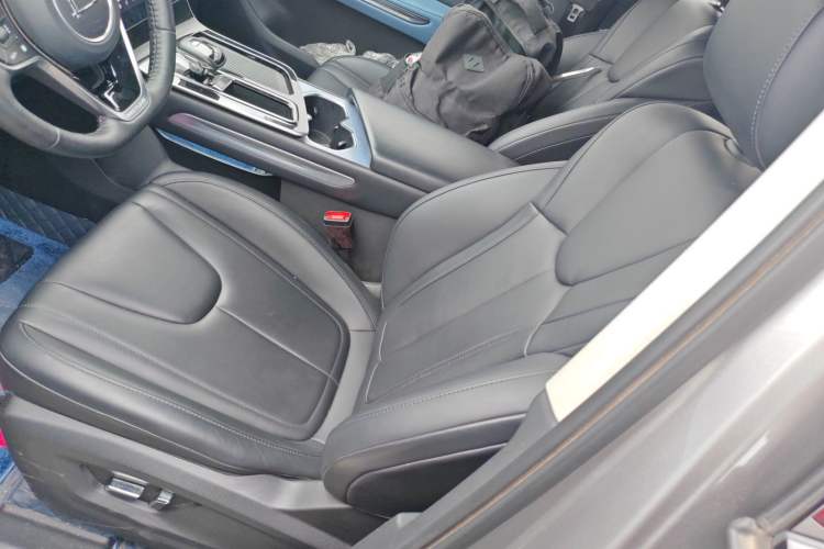 Used Bestune T90 2023 1.5T DCT Automatic Luxury Edition Left Front Seat