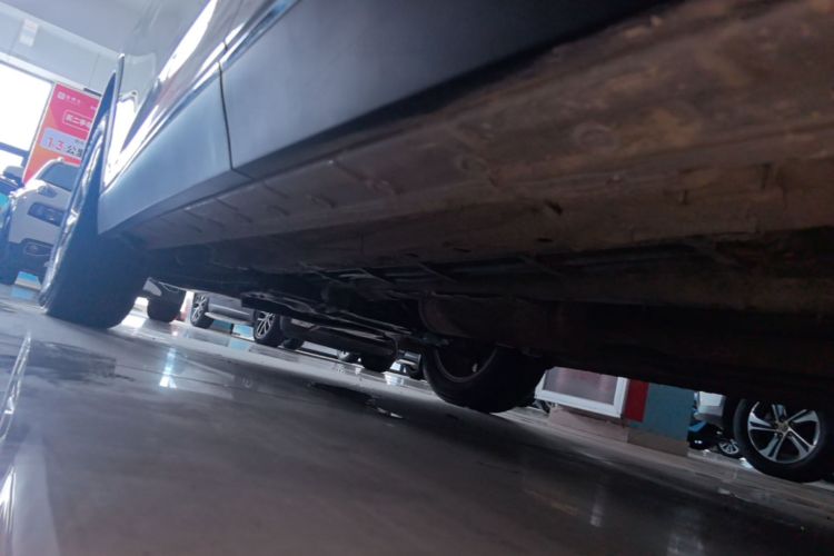 Used Bestune T90 2023 1.5T DCT Automatic Luxury Edition Left Side Sill