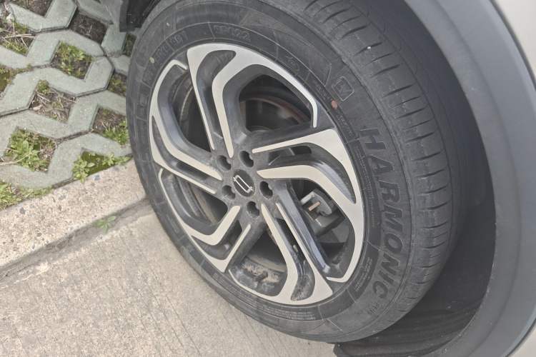 Used Bestune T90 2023 2.0T Automatic Flagship Edition Right Front Wheel Hub