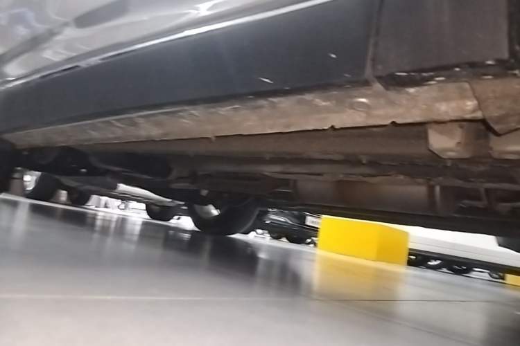 Used Bestune T90 2023 1.5T DCT Automatic Prestige Edition Right Side Sill