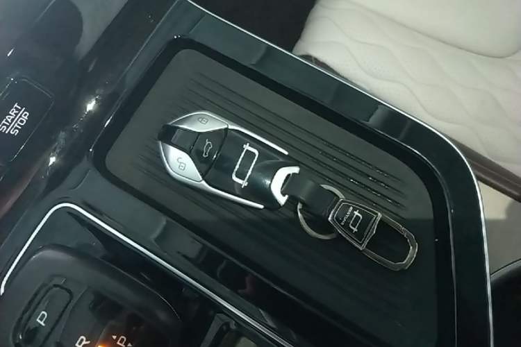 Used Bestune T90 2023 2.0T Automatic Flagship Edition Vehicle Key