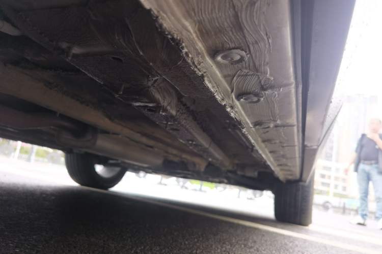 Used Bestune T90 2023 2.0T Automatic Flagship Edition Chassis Rear Right
