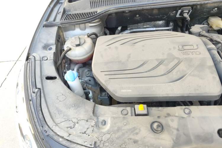Used Bestune T90 2023 1.5T DCT Automatic Luxury Edition Engine Bay Right