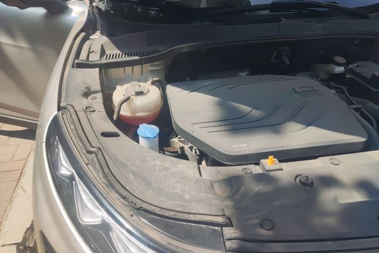 Used Bestune T90 2023 1.5T DCT Automatic Luxury Edition Engine Bay Right