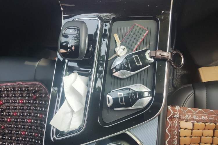 Used Bestune T90 2023 1.5T DCT Automatic Luxury Edition Gear Lever