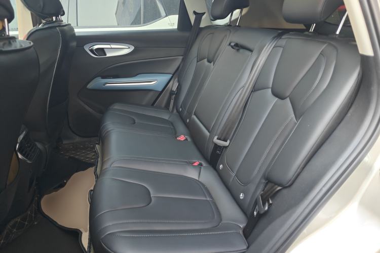 Used Bestune T90 2023 1.5T DCT Automatic Prestige Edition Interior 4