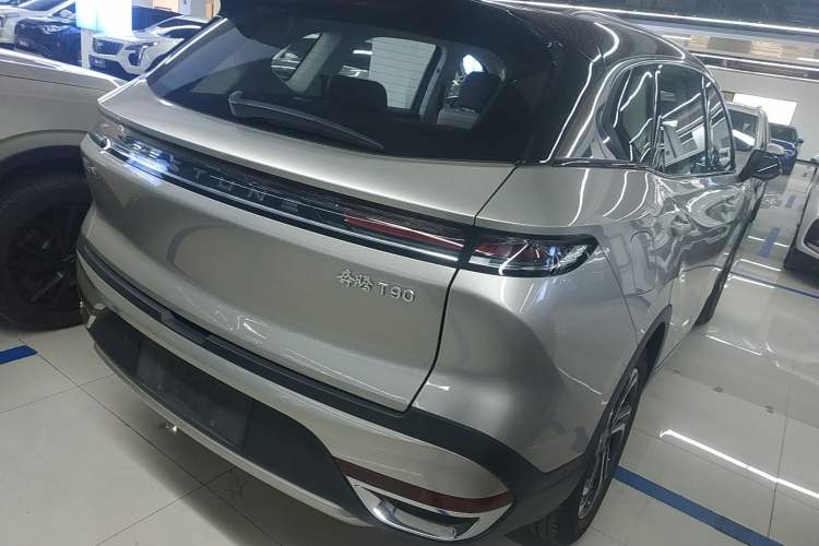 Used Bestune T90 2023 2.0T Automatic Flagship Edition Rear Right 45 Deg