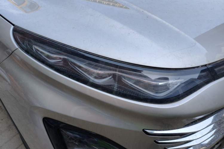 Used Bestune T90 2023 2.0T Automatic Flagship Edition Right Front Headlight