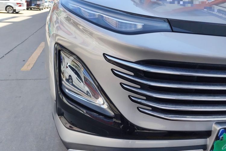 Used Bestune T90 2023 1.5T DCT Automatic Luxury Edition Right Front Headlight