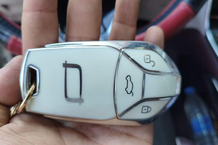 Used Bestune T90 2023 2.0T Automatic Flagship Edition Vehicle Key