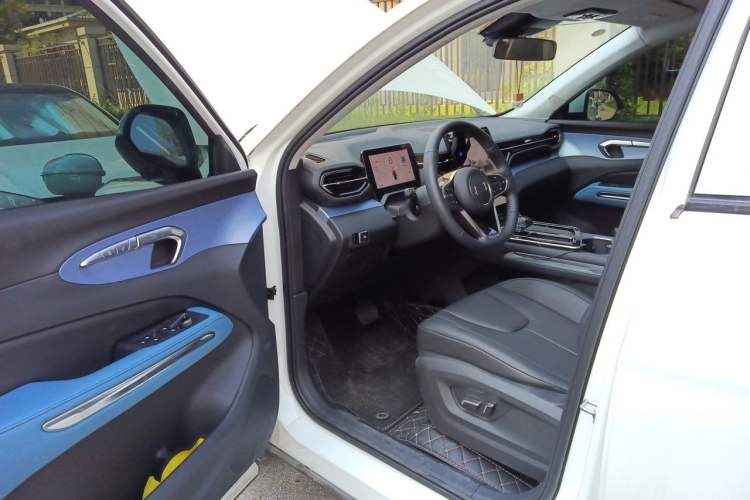 Used Bestune T90 2023 1.5T DCT Automatic Luxury Edition Driver Seat