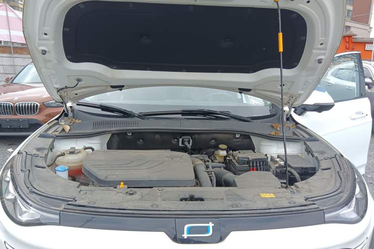 Used Bestune T90 2023 1.5T DCT Automatic Luxury Edition Engine Bay