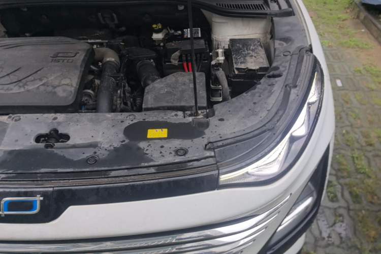 Used Bestune T90 2023 1.5T DCT Automatic Luxury Edition Engine Bay Left
