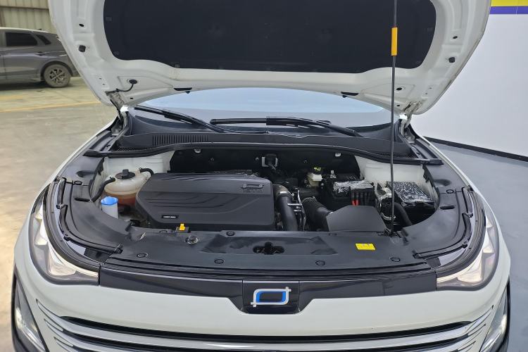 Used Bestune T90 2023 1.5T DCT Automatic Luxury Edition Engine Bay