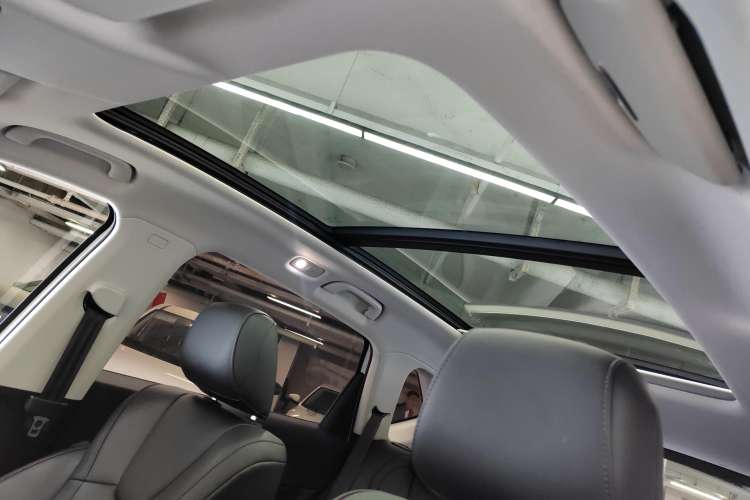Used Bestune T90 2023 1.5T DCT Automatic Prestige Edition Headliner