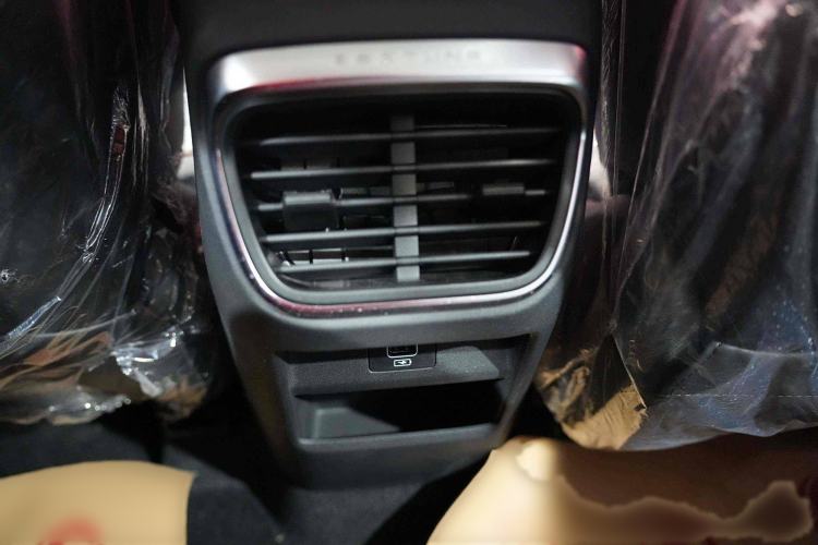 Used Bestune T90 2023 2.0T Automatic Prestige Edition Interior 6