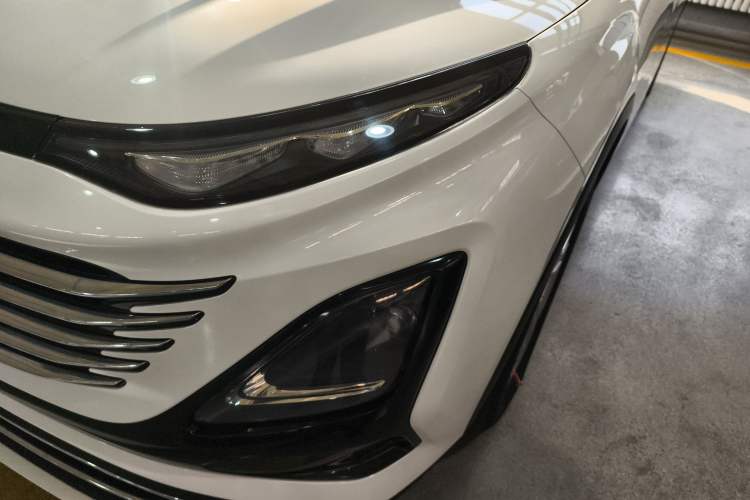 Used Bestune T90 2023 1.5T DCT Automatic Luxury Edition Left Front Headlight
